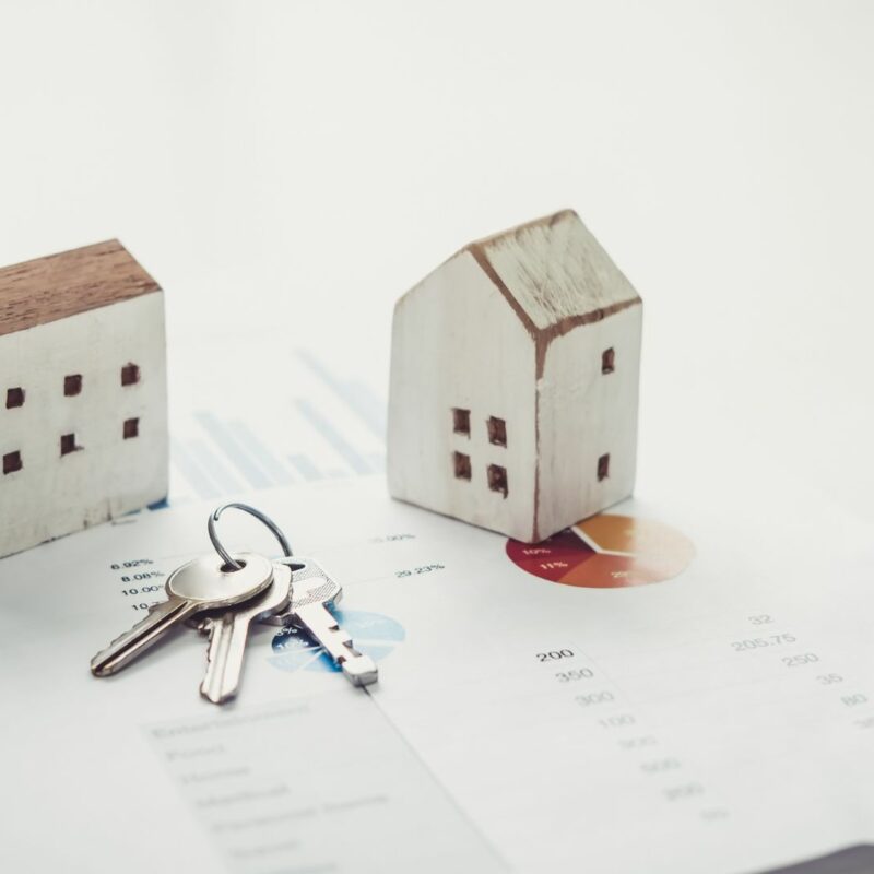 planificar alojamientos simultáneos en varias ciudades